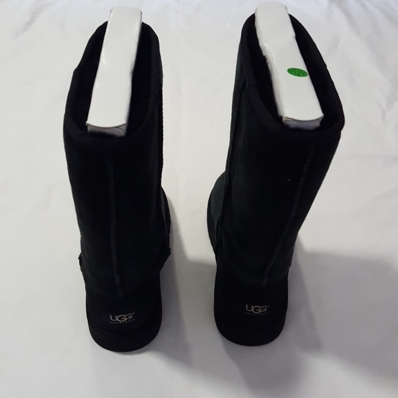 Classic black Uggs - Picture 4 of 7